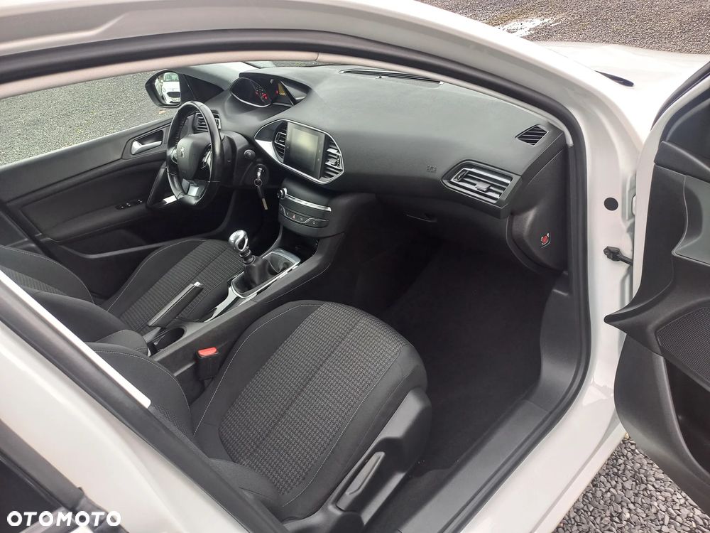 Peugeot 308 - 20