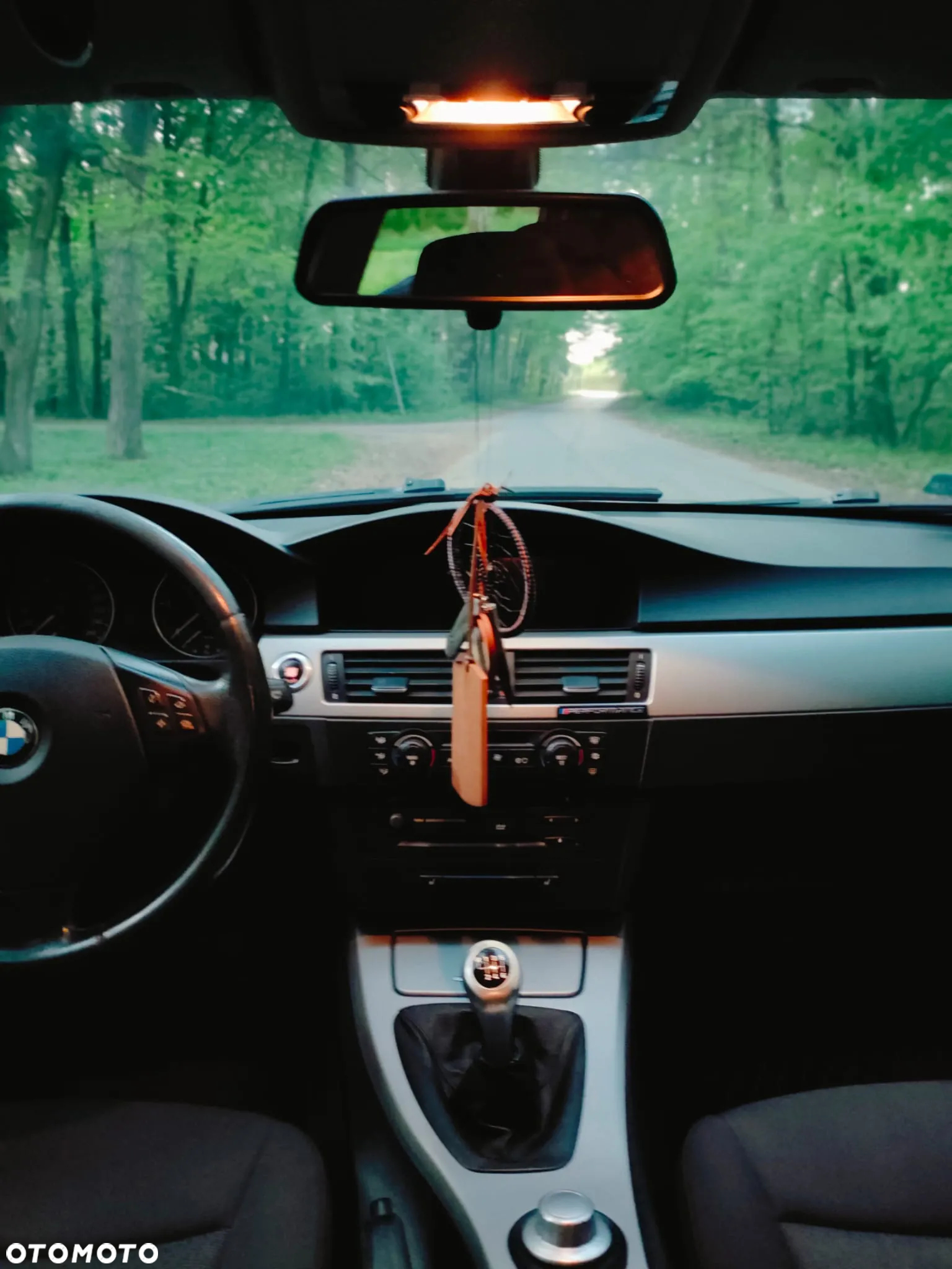 BMW Seria 3 318d - 24