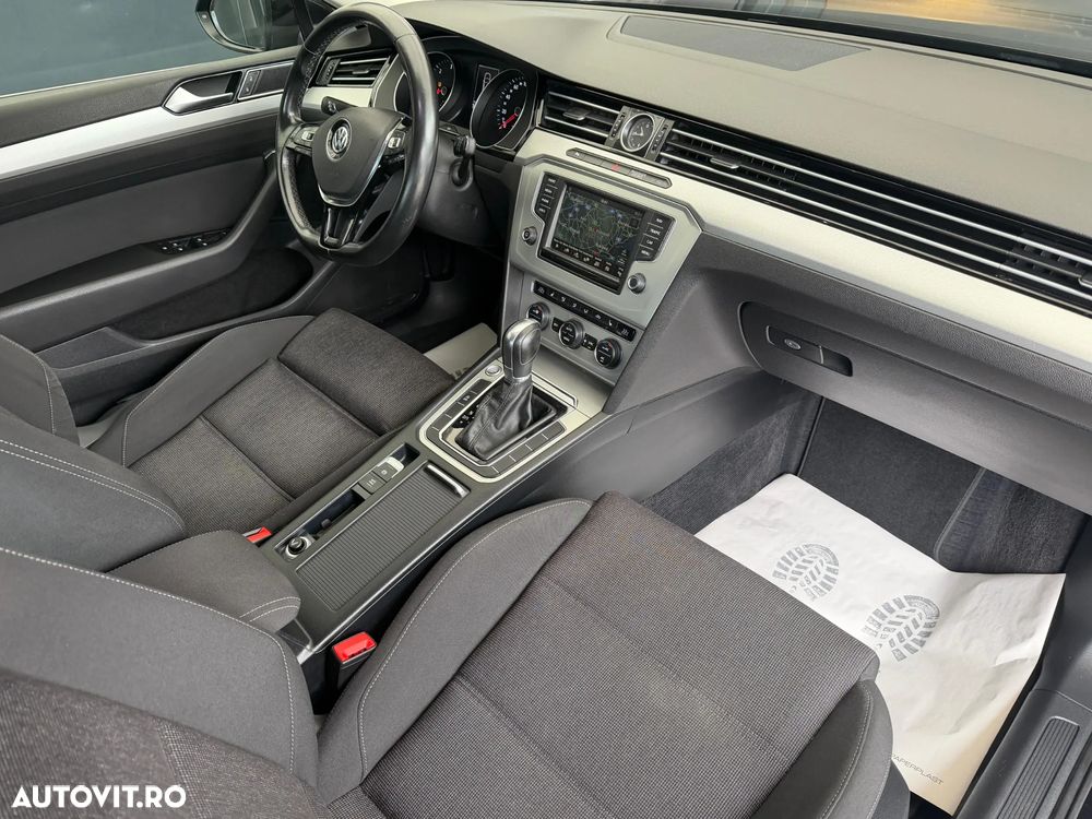 Volkswagen Passat 2.0 TDI SCR DSG BlueMotion Comfortline - 6