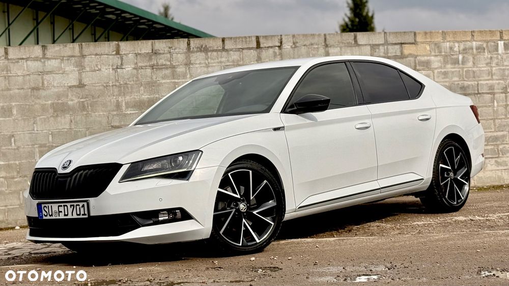 Skoda Superb 2.0 TDI DSG Sportline - 4