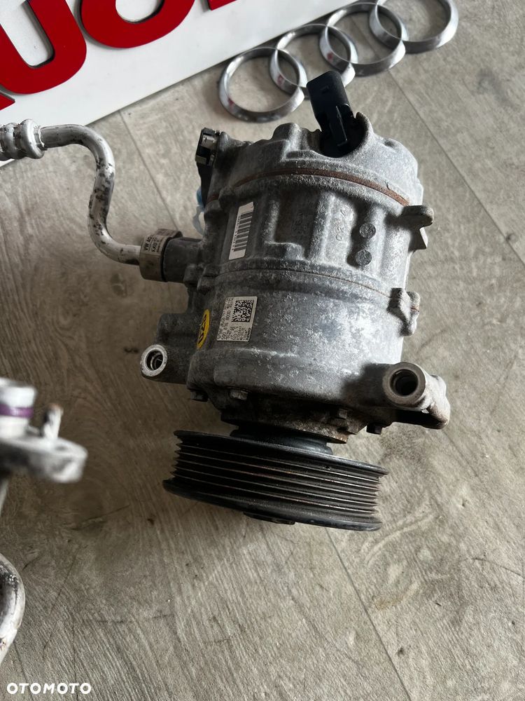 SPRĘŻARKA KLIMATYZACJI VW AUDI SKODA 5Q0816803D 5Q0816721AA - 2