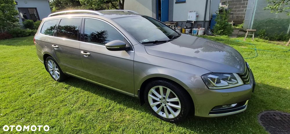 Volkswagen Passat 2.0 TDI Highline DSG - 2