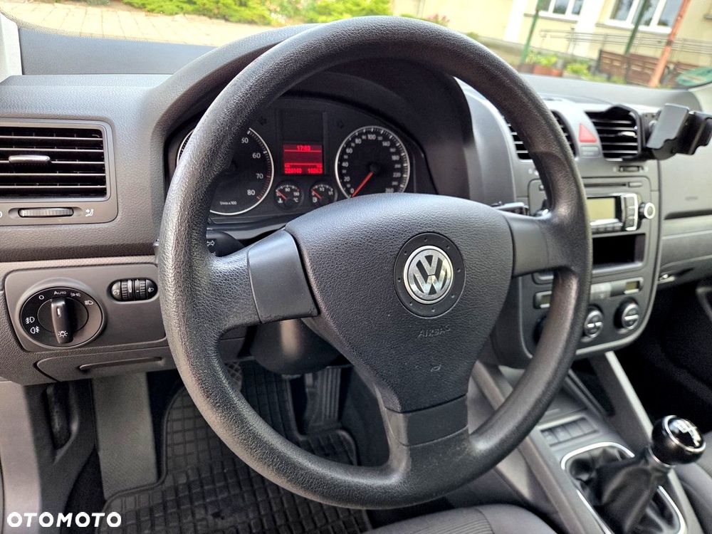 Volkswagen Golf 1.6 Edition - 28