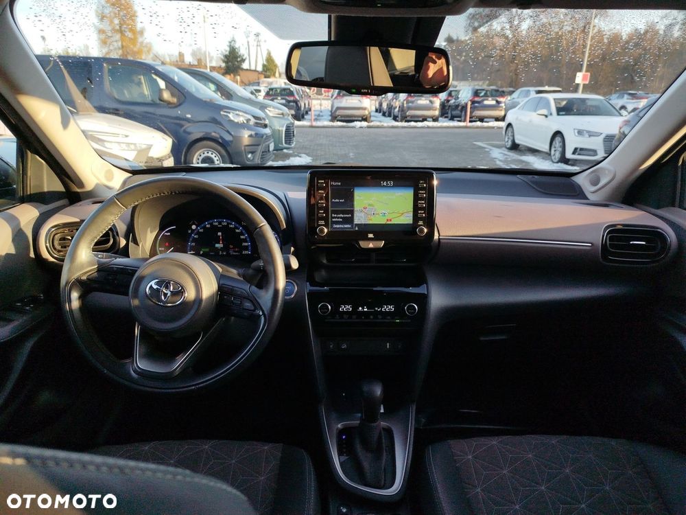Toyota Yaris Cross - 11