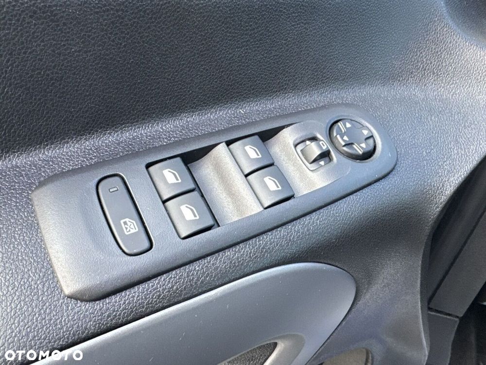 Toyota Proace City Verso 1.5 D-4D Business - 26