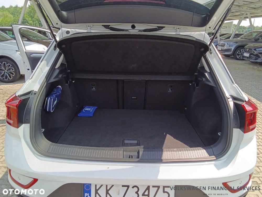 Volkswagen T-Roc - 12