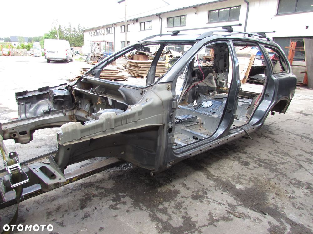 VOLVO XC90 02-14 CWIARTKA SLUPEK PROG LEWY 455 - 4