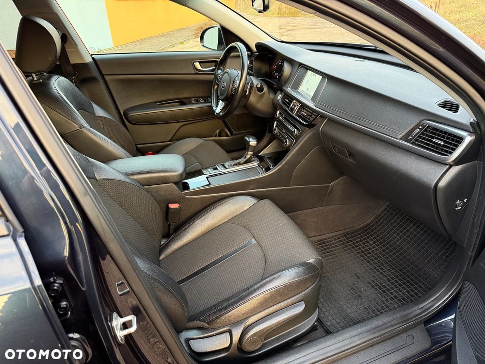 Kia Optima 1.7 CRDI L DCT - 11