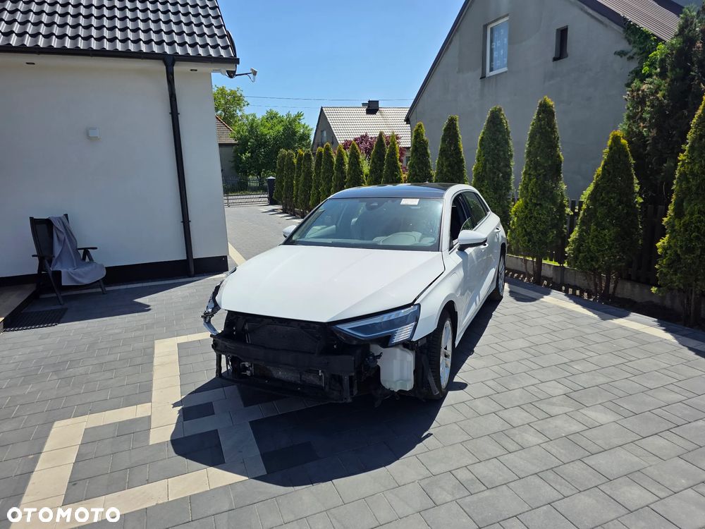 Audi A3 Sportback - 2