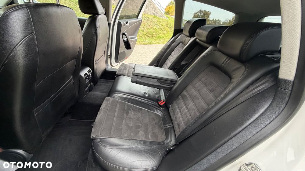 Volkswagen Passat - 27