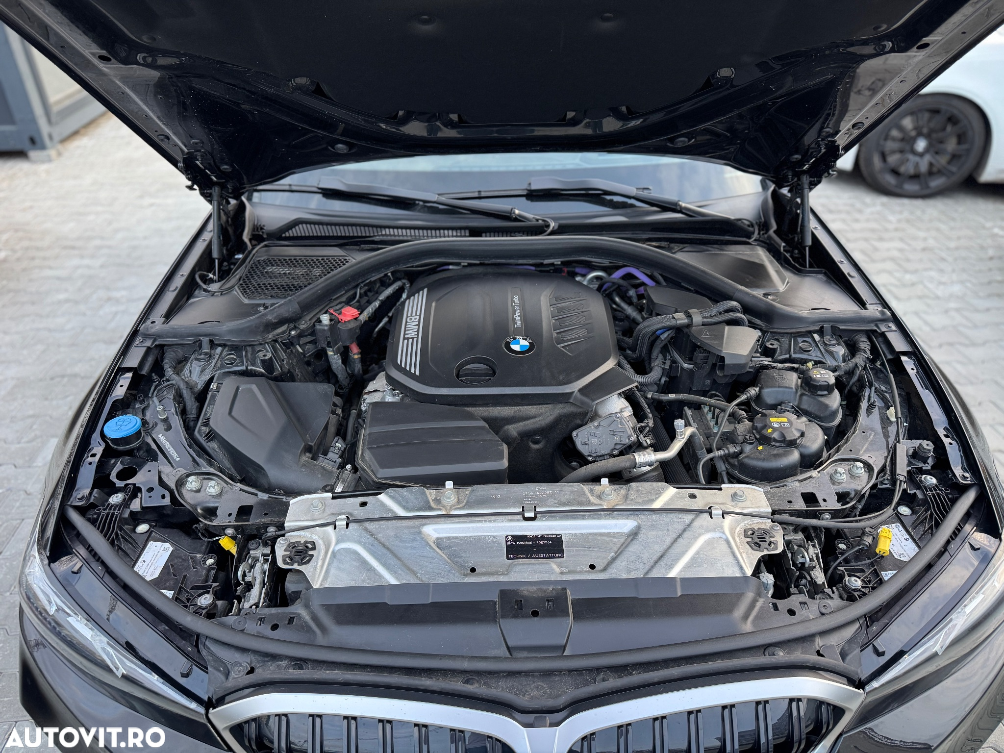 BMW Seria 3 320d xDrive AT MHEV - 27