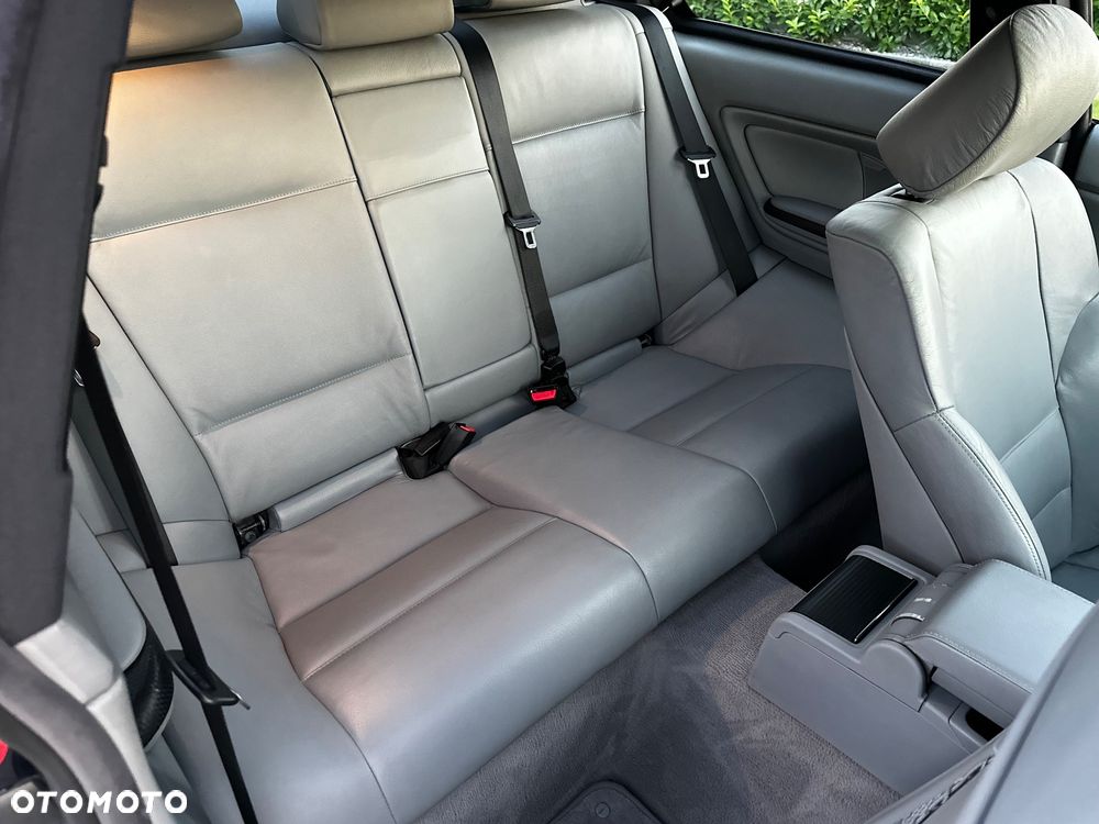 BMW Seria 3 330 Ci Edition Sport - 26