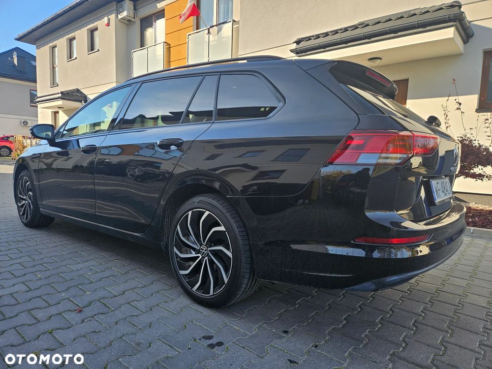 Volkswagen Golf VIII 1.5 TSI EVO Style - 4