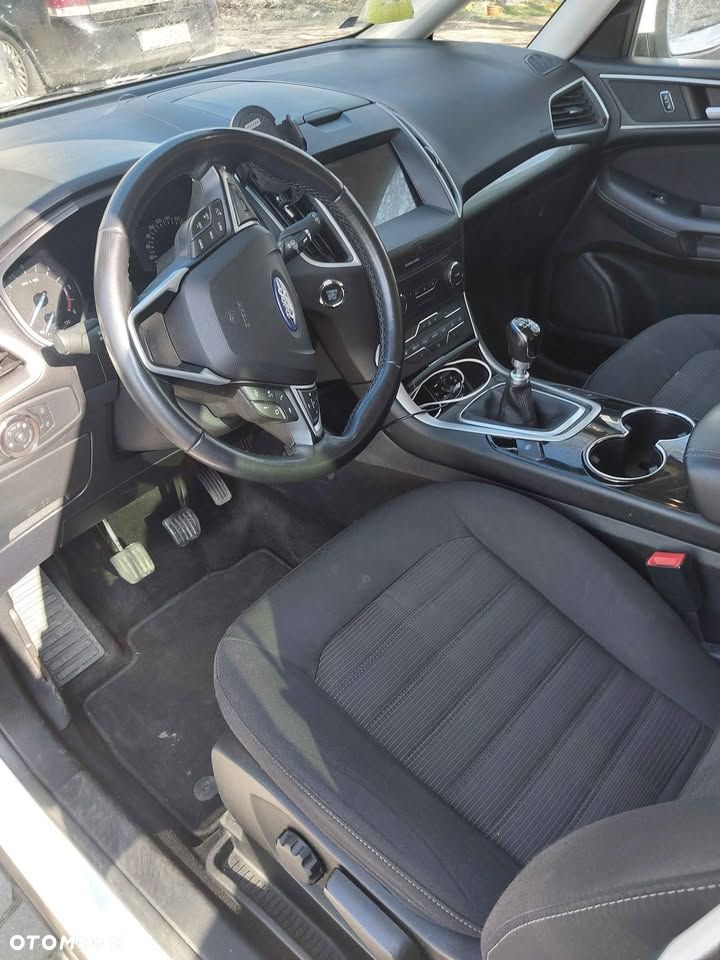 Ford Galaxy 2.0 TDCi Trend - 11