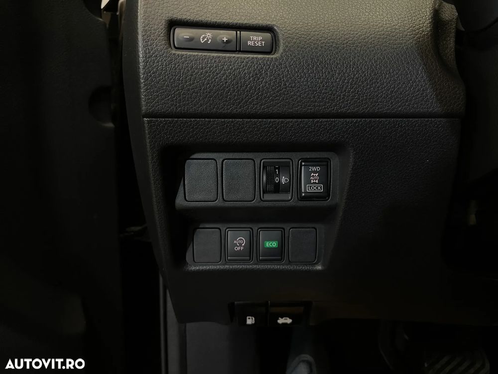 Nissan Qashqai 1.7 dCi Xtronic ALL-MODE 4x4i ACENTA - 15