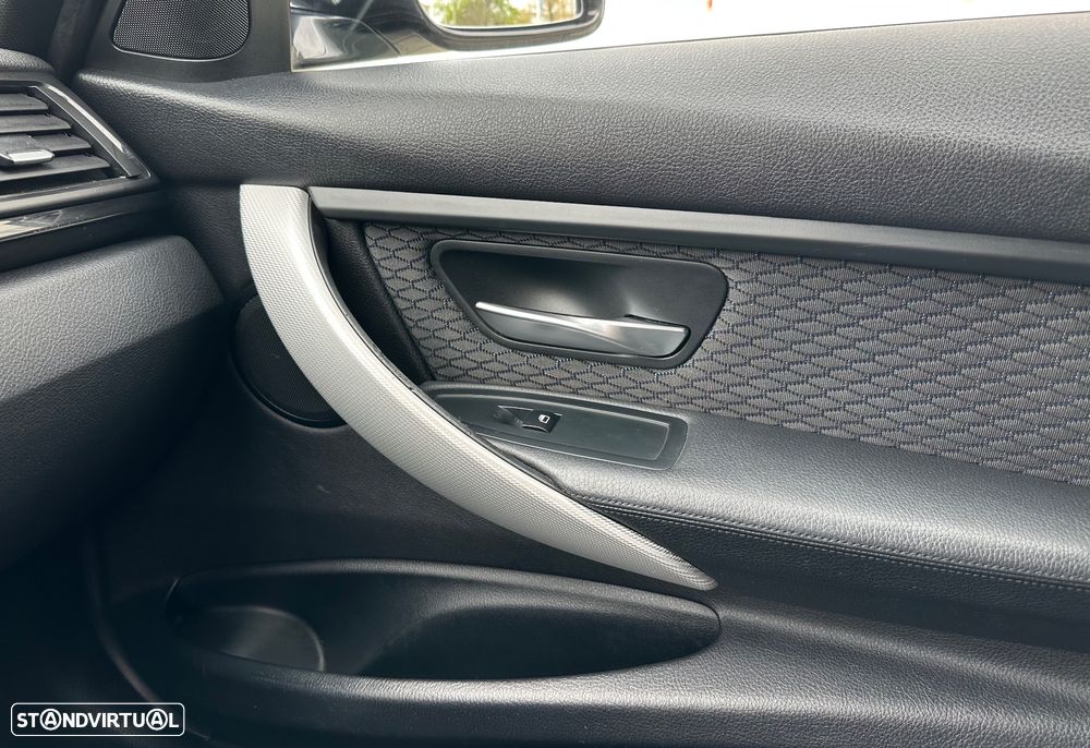 BMW 318 Gran Turismo d Auto Pack M - 22