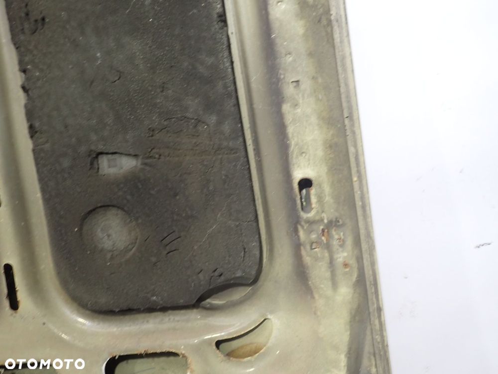 MASKA AUDI 80 B2 - 33