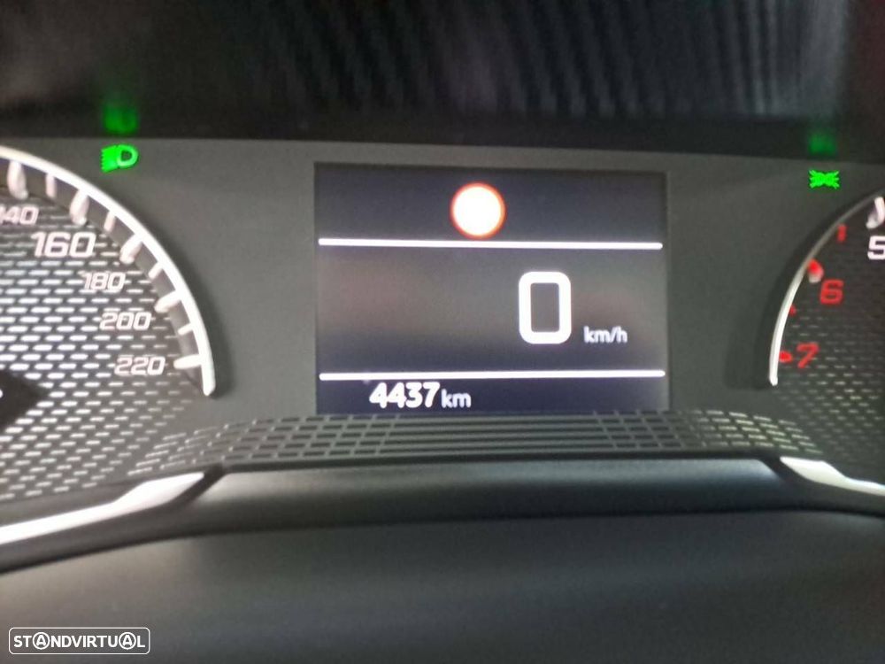 Peugeot 208 1.2 PureTech Style - 13