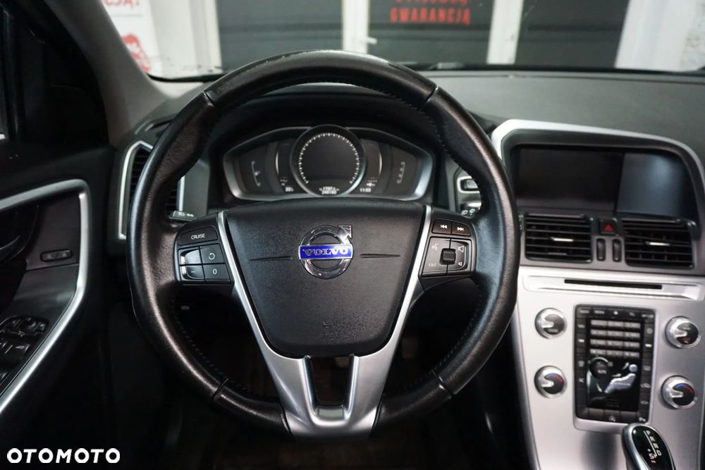 Volvo XC 60 D4 Geartronic Kinetic - 21