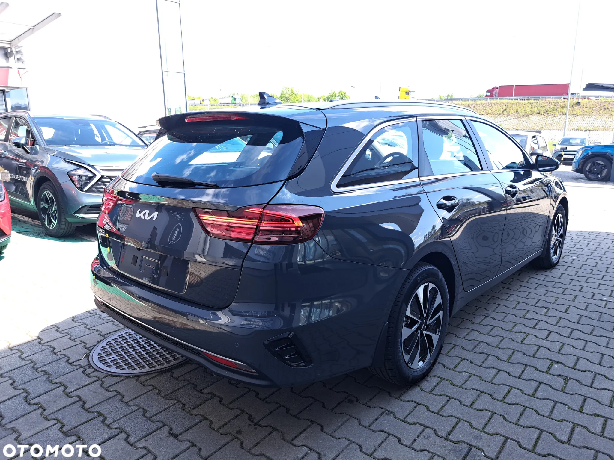 Kia Ceed 1.5 T-GDI M - 10