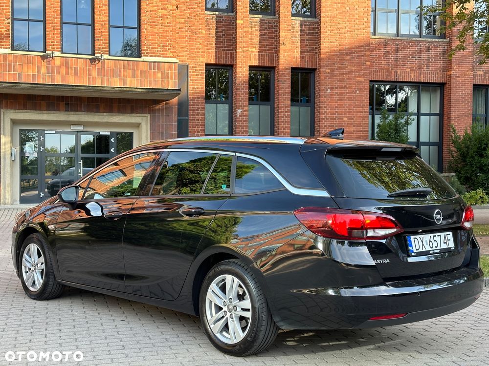 Opel Astra 1.6 D (CDTI) Start/Stop Business - 4