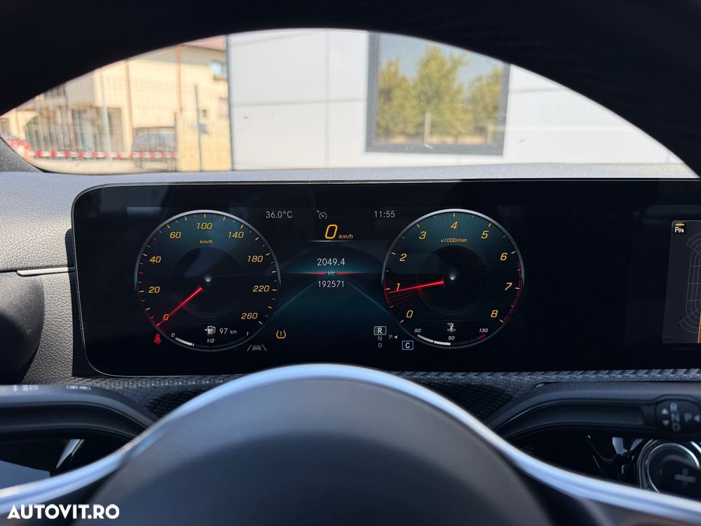 Mercedes-Benz CLA 180 7G-DCT Progressive - 17