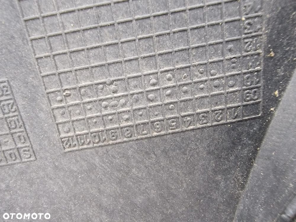SKODA FABIA II LIFT 10- ATRAPA / GRILL PRZEDNI PRZÓD , NR 5J0853668B , NR AUKCJI GR189 - 13