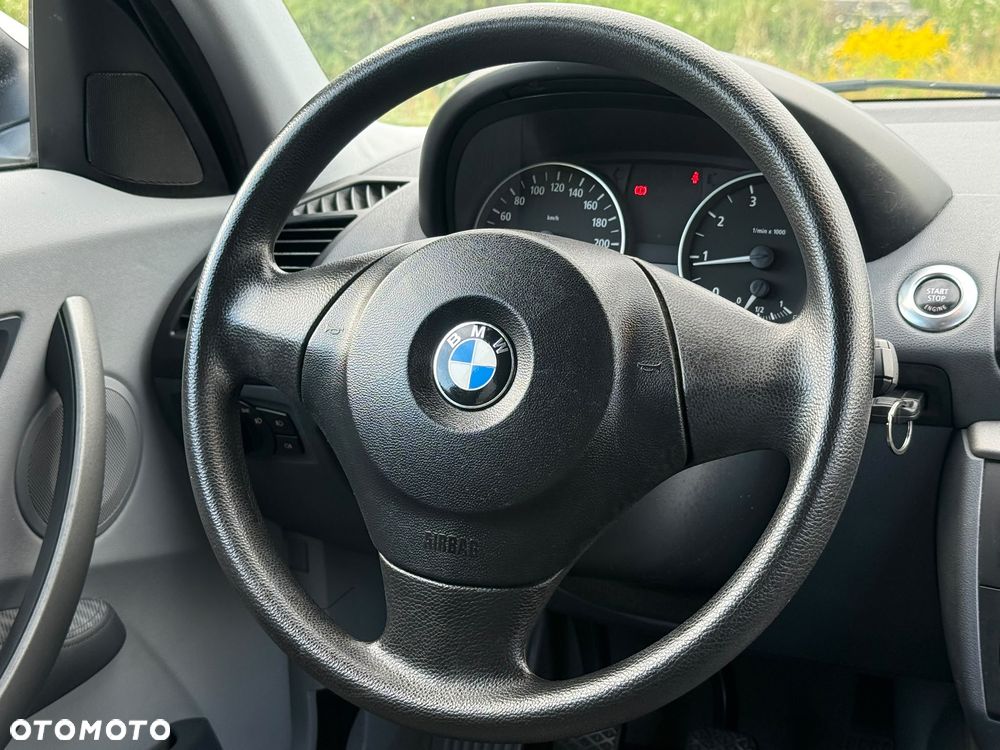BMW Seria 1 - 28