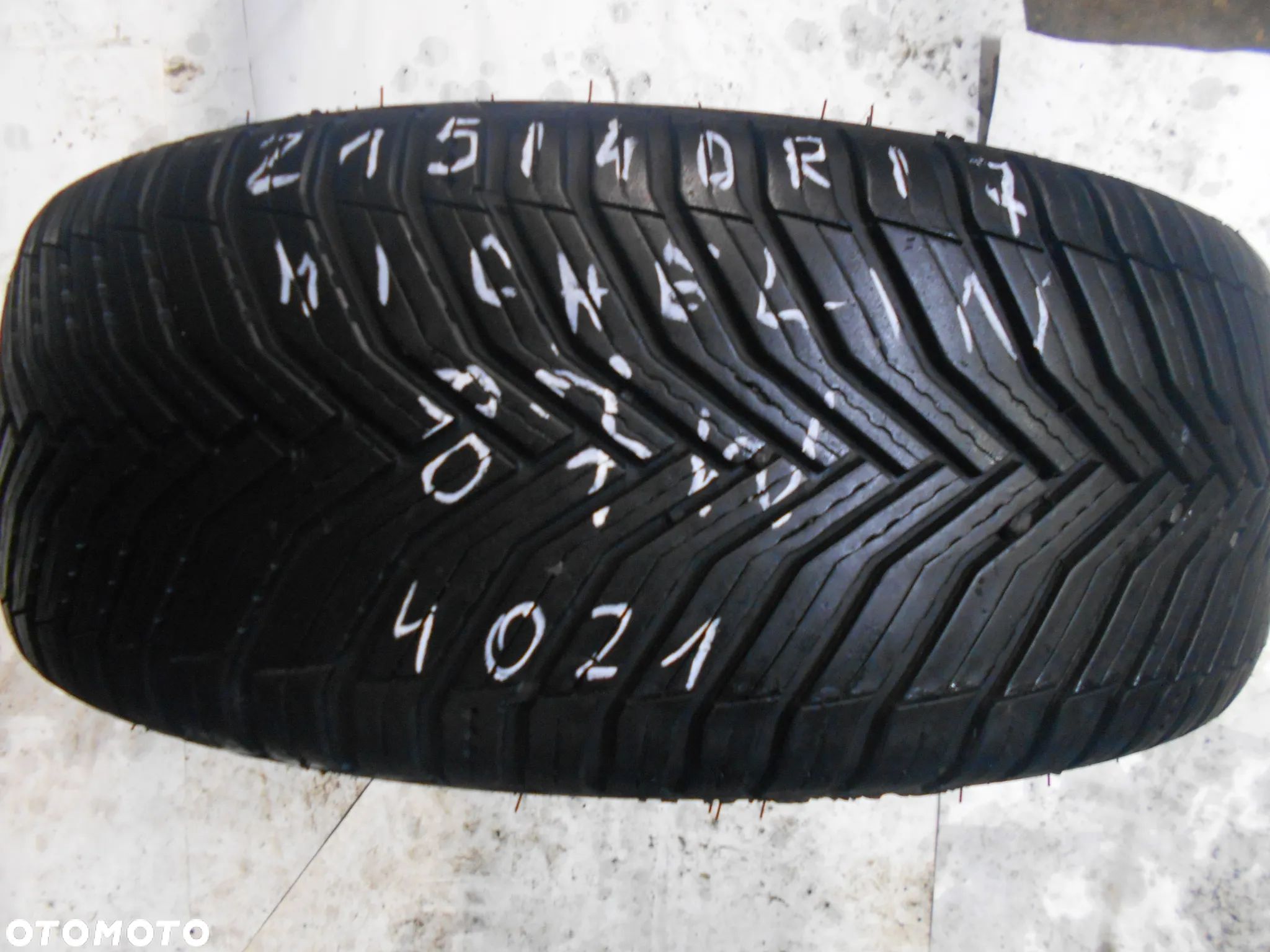 OPONA POJEDYNKA 215/40R17 MICHELIN CROSSCLIMATE 2 DOT 4021 7MM - 1