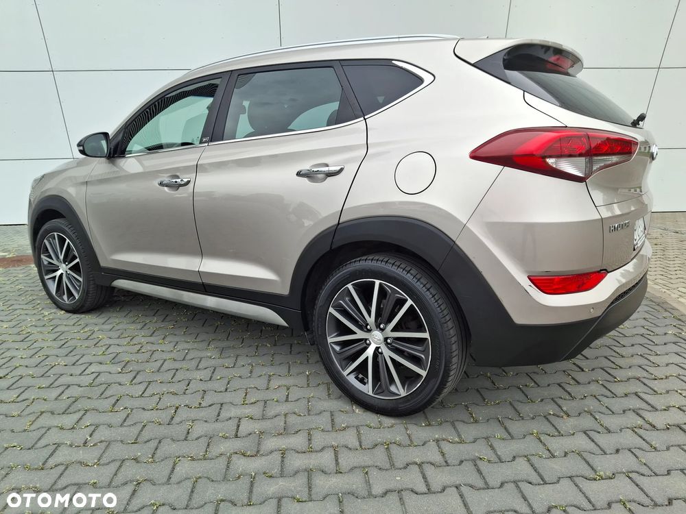Hyundai Tucson blue 1.7 CRDi 2WD Passion - 17