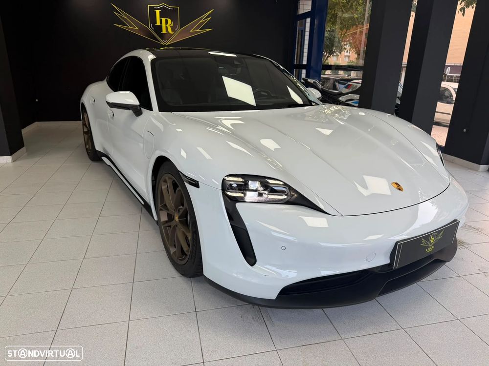 Porsche Taycan Bateria Performance Plus - 8