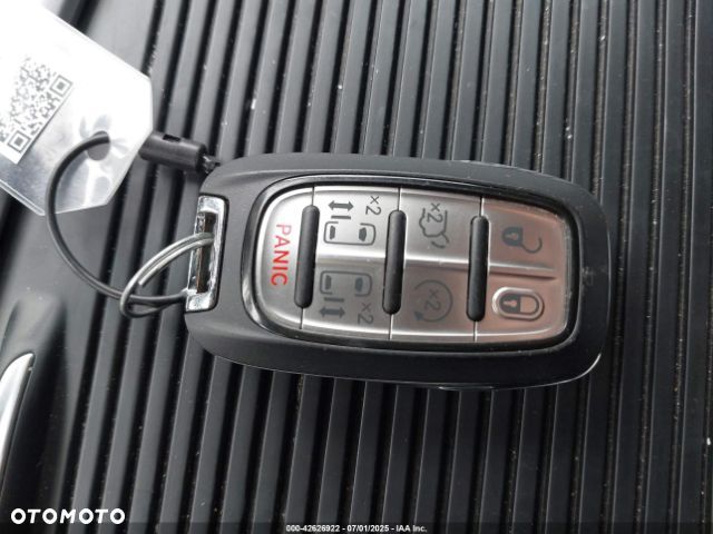 Chrysler Pacifica - 14