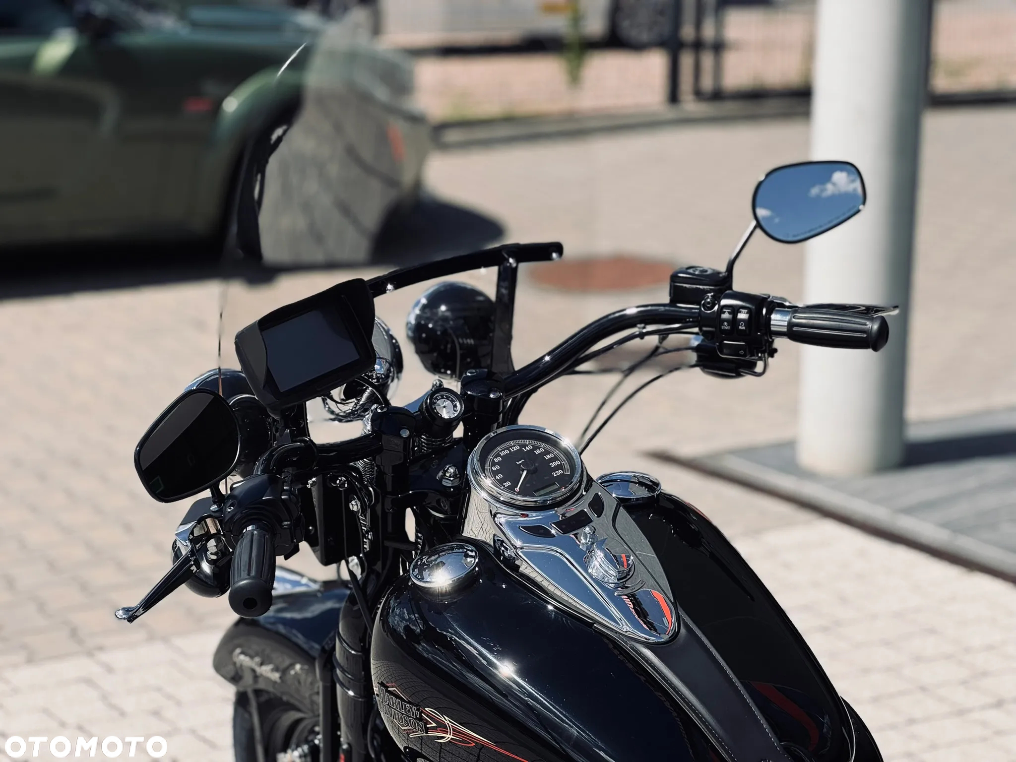 Harley-Davidson Softail Cross Bones - 22