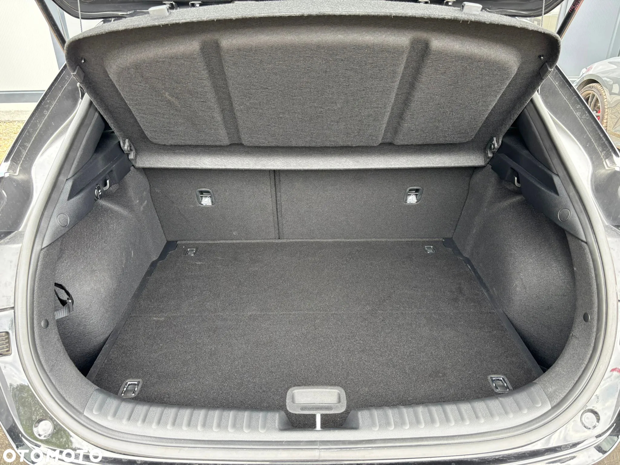 Kia XCeed 1.5 T-GDI M - 13