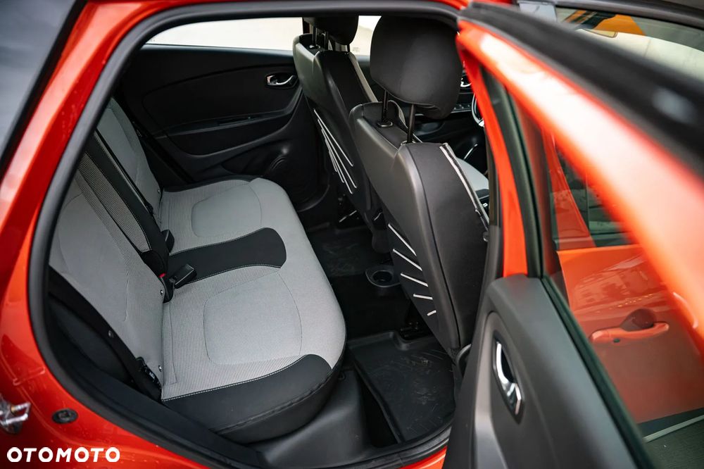 Renault Captur - 19