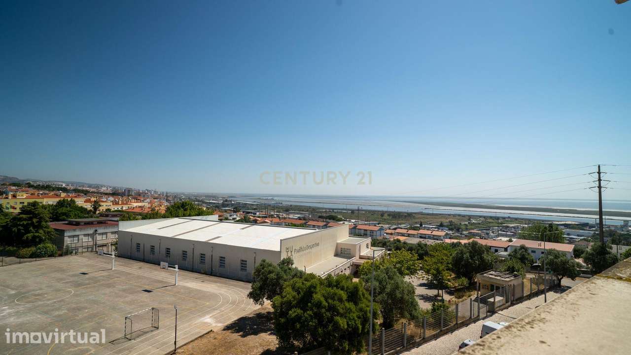 Apartamento mobilado de 3 assoalhadas na Quinta do Castelo – Santa Iri - Grande imagem: 5/21