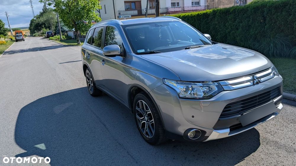 Mitsubishi Outlander 2.0 Intense + 4WD CVT - 2