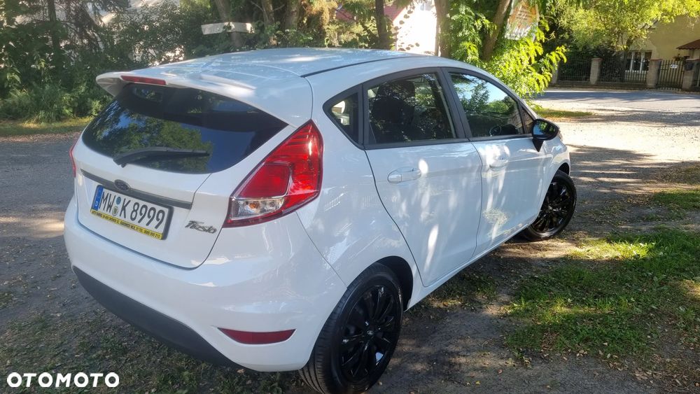 Ford Fiesta 1.25 Ambiente EU5 - 13
