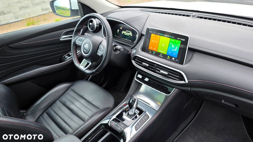 MG HS PHEV Luxury - 10