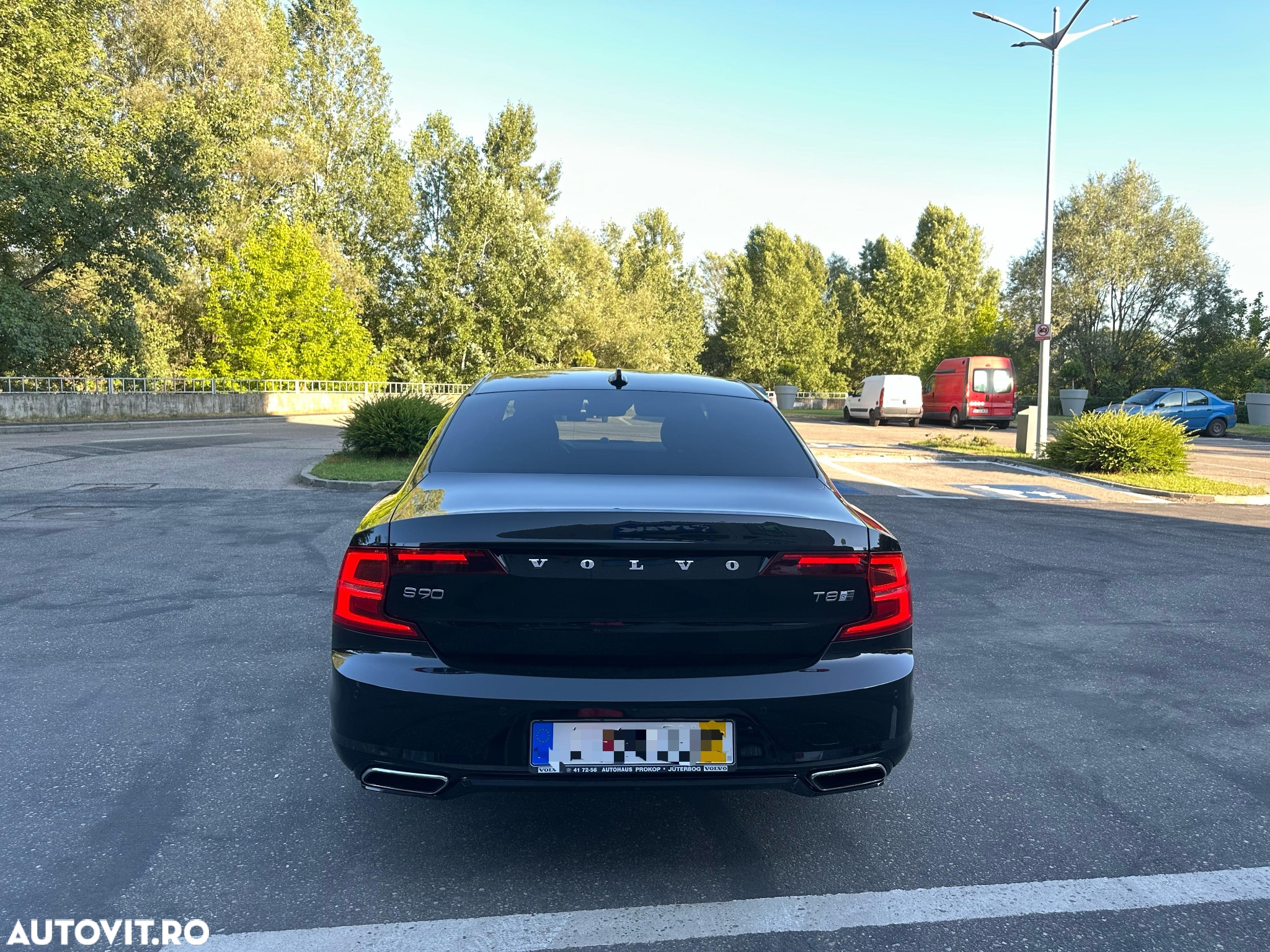 Volvo S90 T8 Twin Engine AWD Geartronic R Design - 13