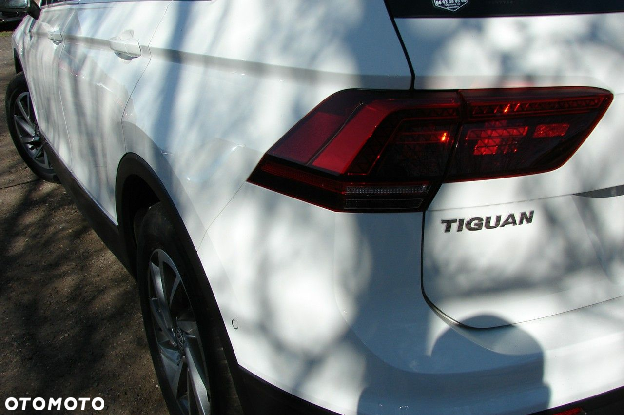 Volkswagen Tiguan - 19