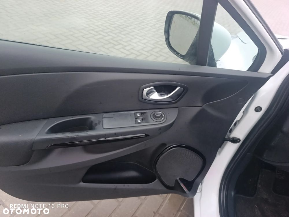 Renault Clio dCi 90 Limited - 18