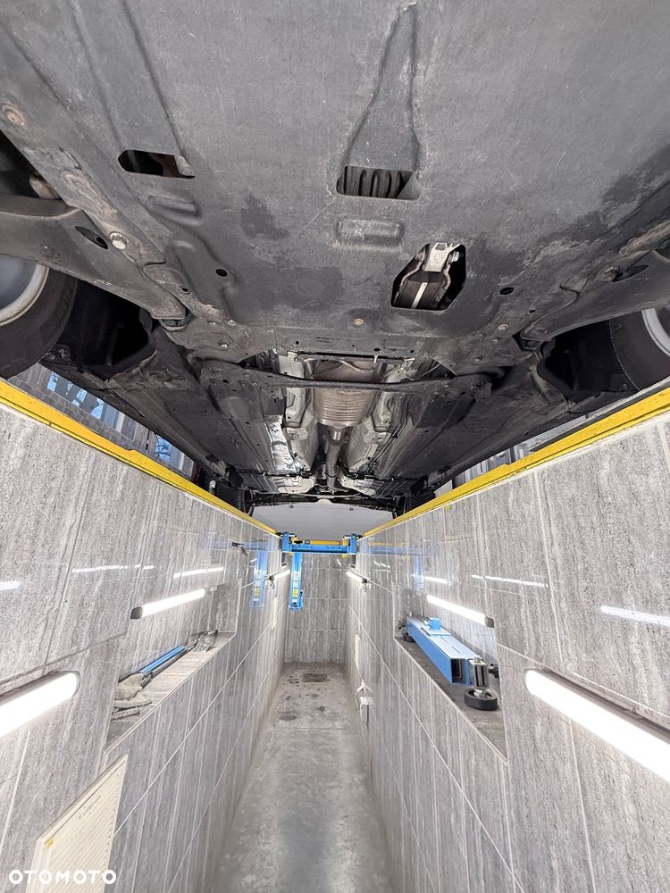 Volvo XC 60 D5 AWD - 30