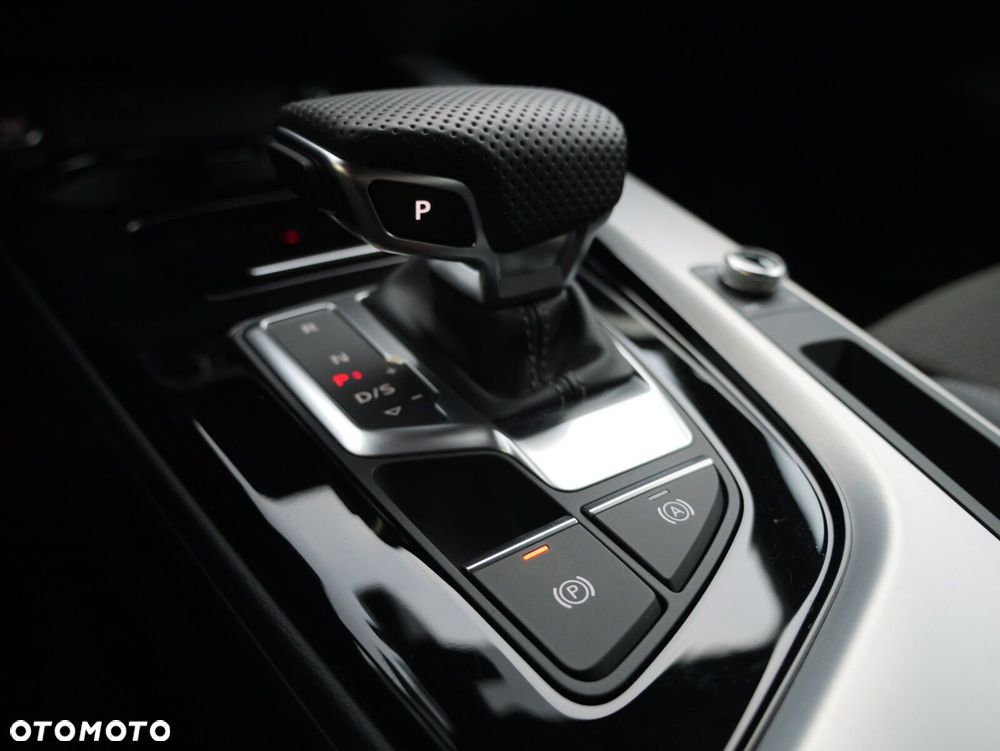 Audi A4 Limousine - 26