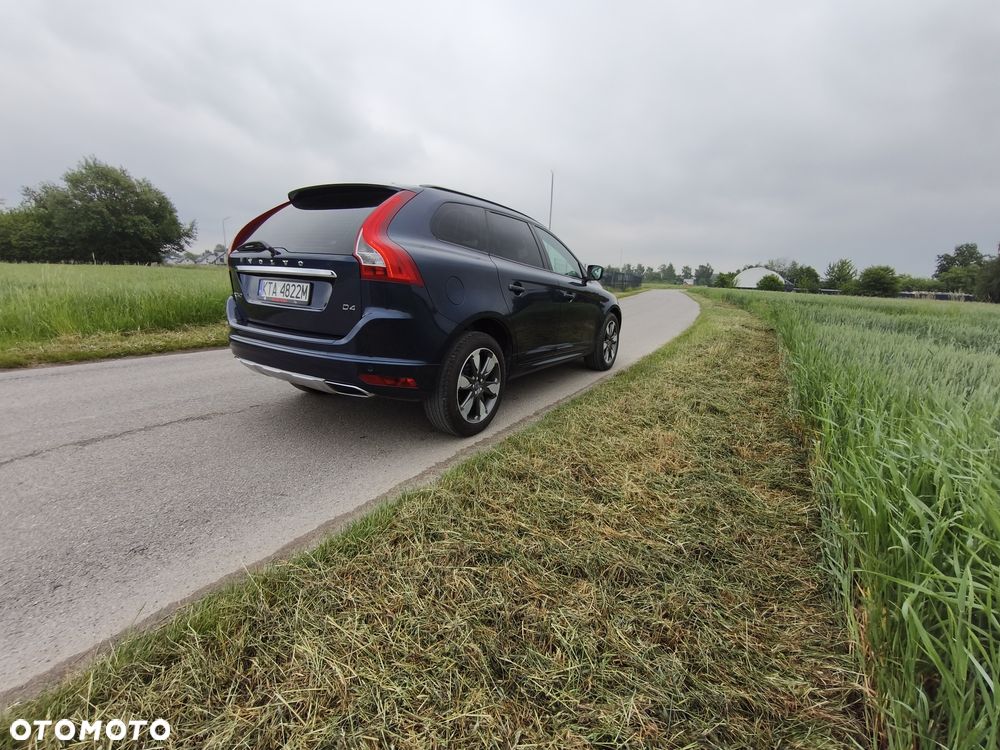 Volvo XC 60 - 4