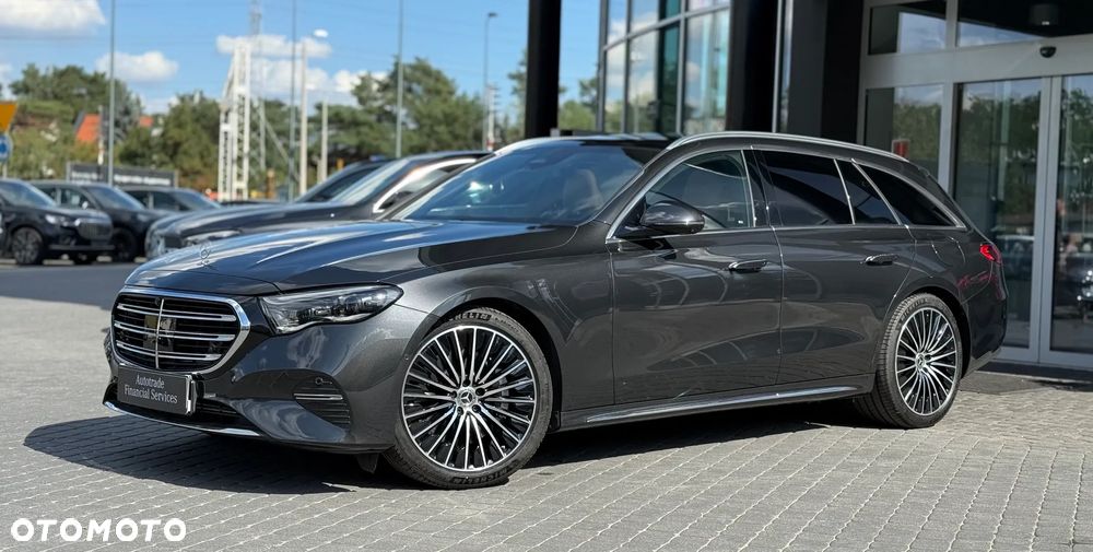 Mercedes-Benz Klasa E 300 de PHEV 4-Matic Exclusive 9G-Tronic - 4