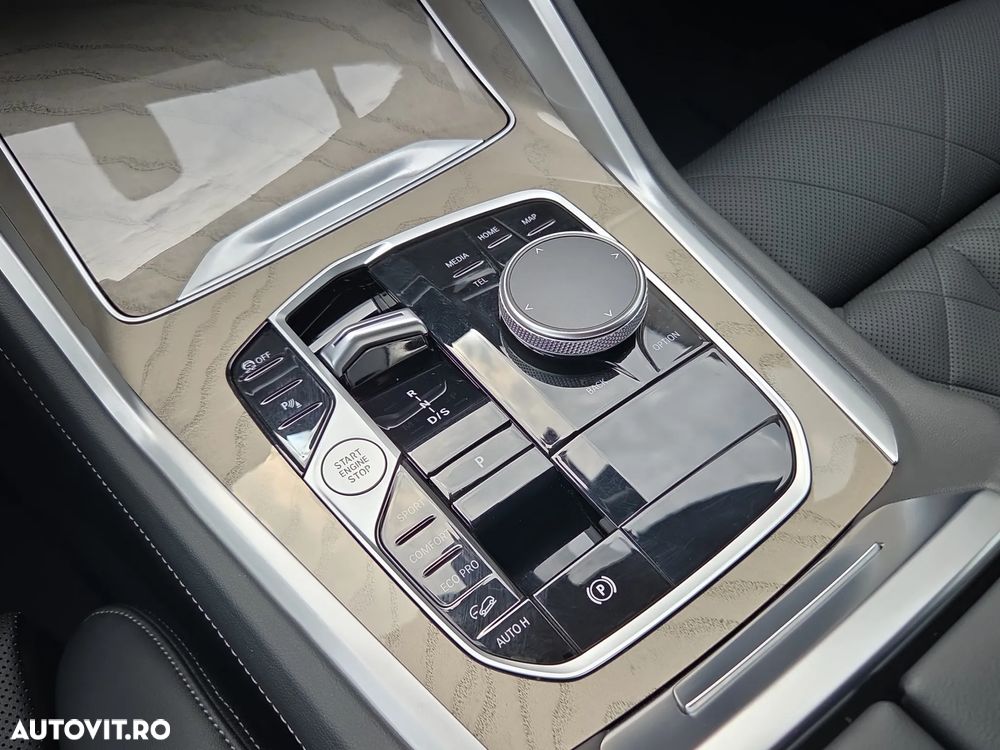 BMW X6 M M60i xDrive - 16