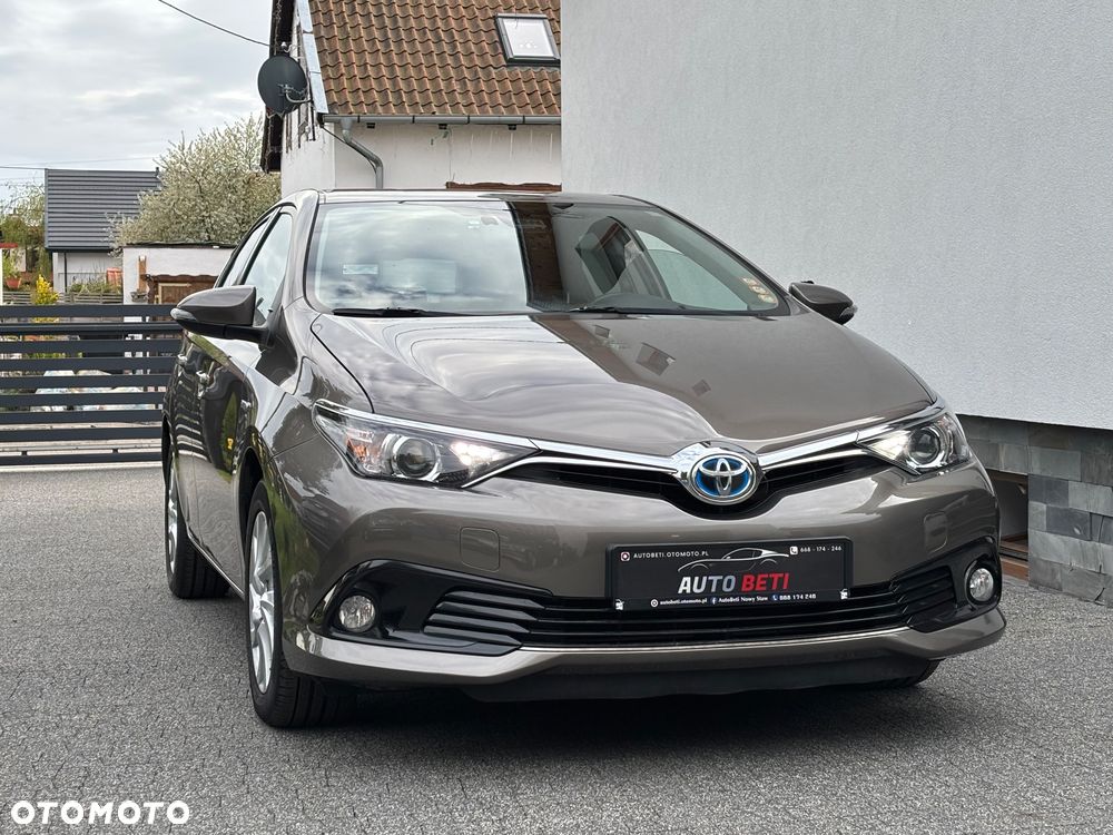 Toyota Auris 1.8 HSD Prestige NAVI - 33