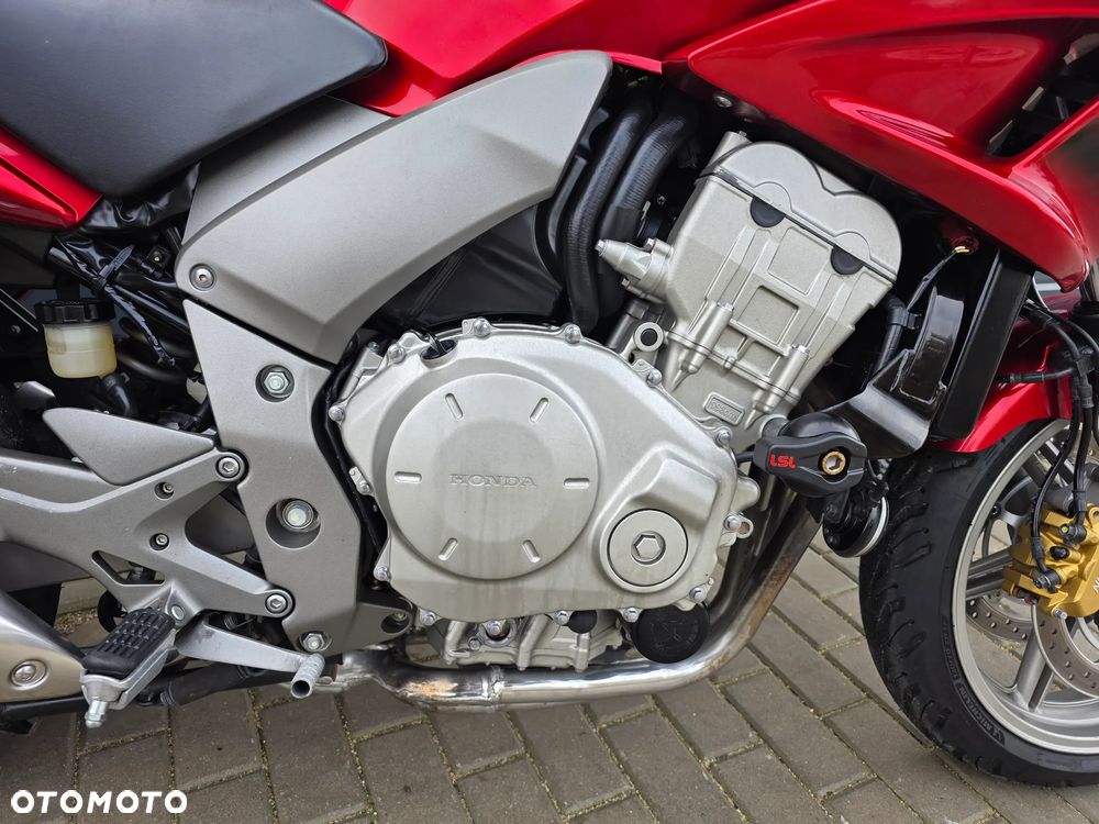 Honda CBF - 28