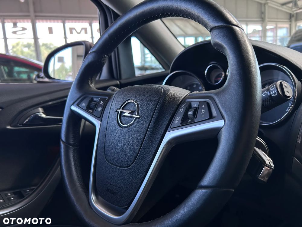 Opel Astra 1.4 T Cosmo S&S EU6 - 9